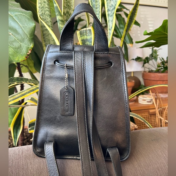Vintage Coach Black 2000 Costa Rica Small Daypack with Nickel Hardware 9960 - Picture 4 of 8